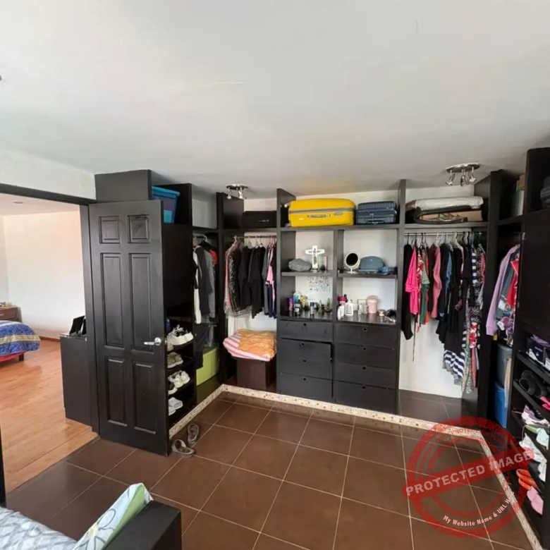 Casa en Venta en Lomas de Tzompantle, Cuernavaca, Morelos