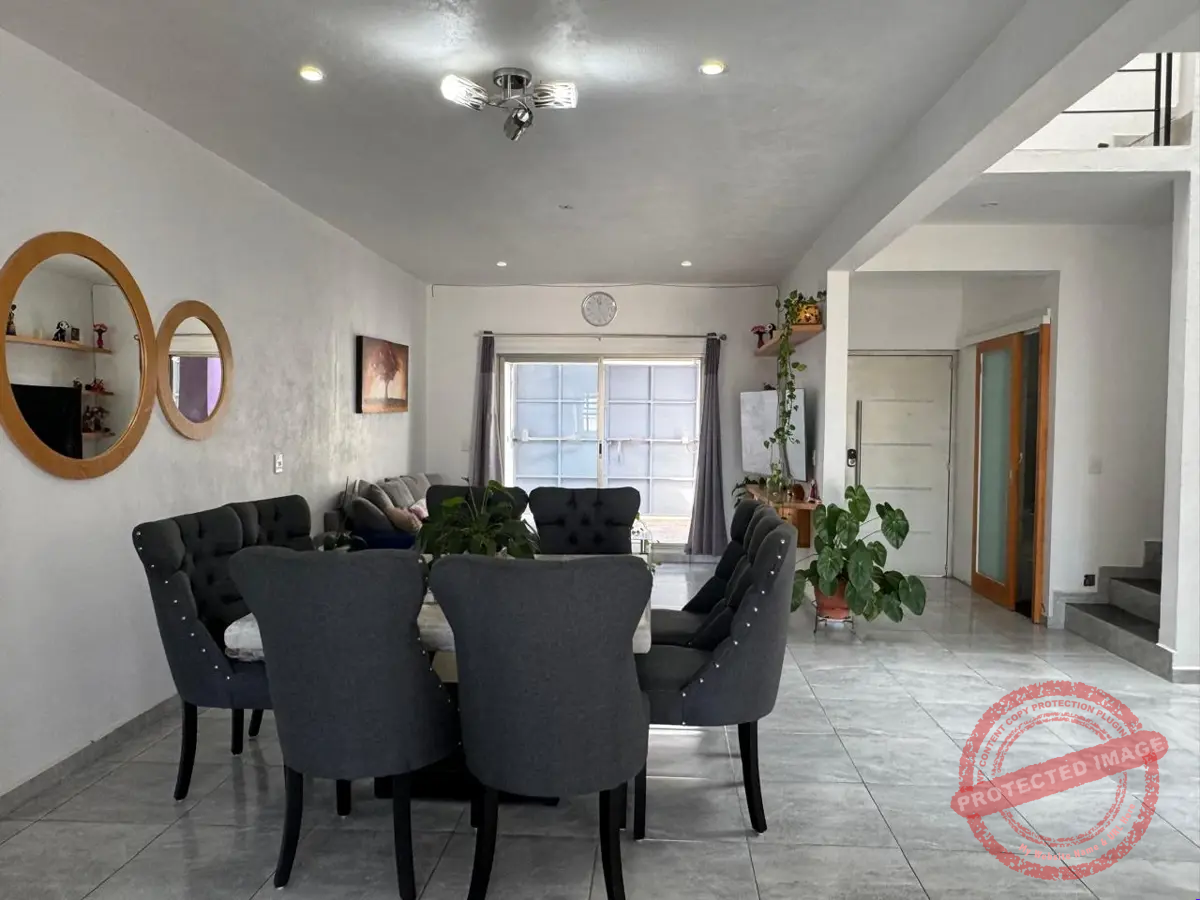 Casa en Venta en Lomas de Tzompantle, Cuernavaca, Morelos