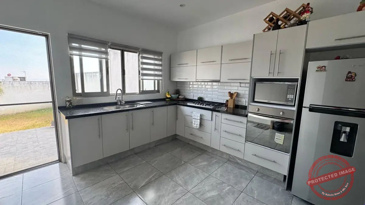Casa en Venta en Lomas de Tzompantle, Cuernavaca, Morelos