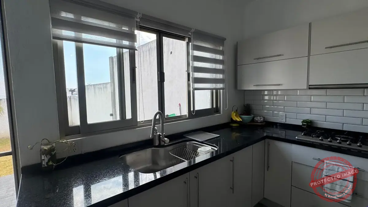 Casa en Venta en Lomas de Tzompantle, Cuernavaca, Morelos
