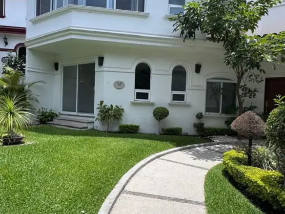 Casa en Venta en Burgos Bugambilias, Temixco, Morelos