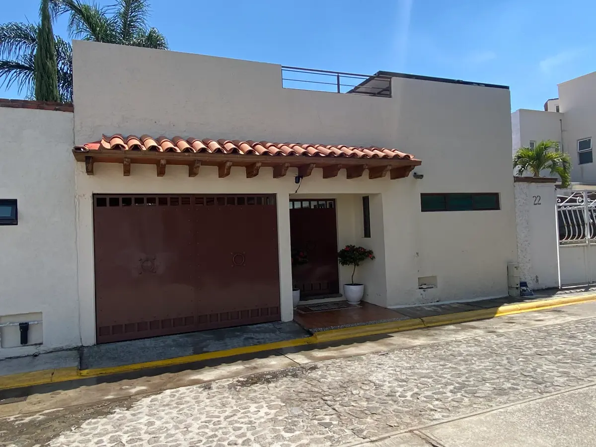 Casa en Venta en Lomas de Tzompantle, Cuernavaca, Morelos