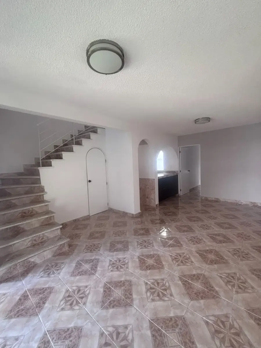 Casa en Renta en Lomas de Tzompantle, Cuernavaca, Morelos